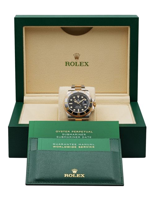 Rolex Submariner 116613 LN Image 6
